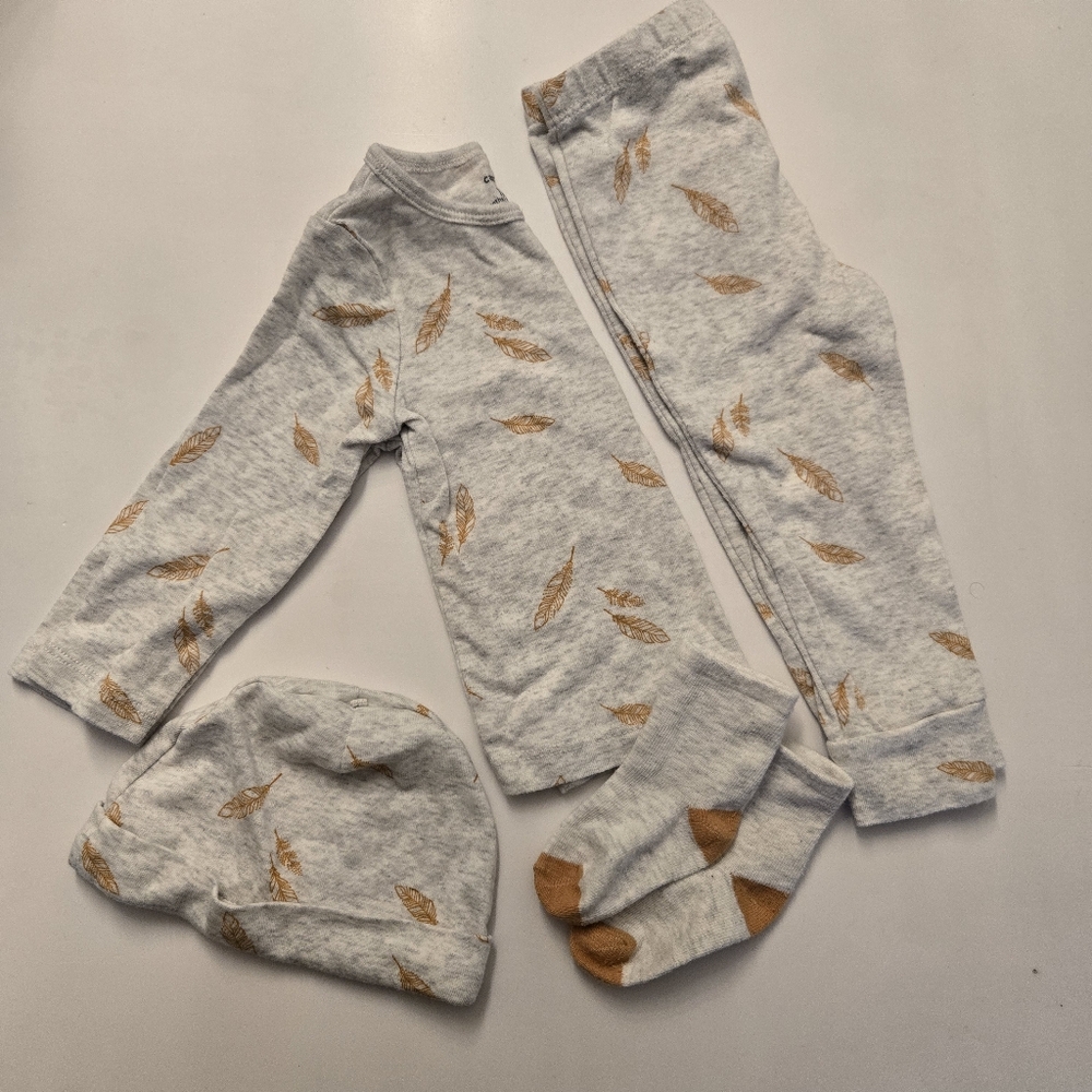Carter's Light Grey Gold Feather Print Baby Pajama Set 12M